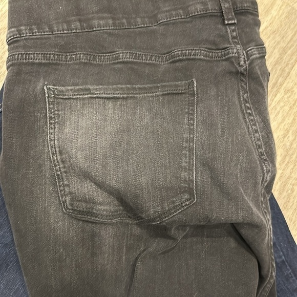 A.N.A lot sz 24W drk blue, blck skinny jeans,1 (time and true)blue shorts EUC - Picture 11 of 12